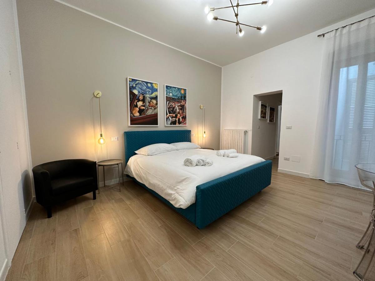 Nouvelle Vag - Apartment & Room Trani Exterior photo