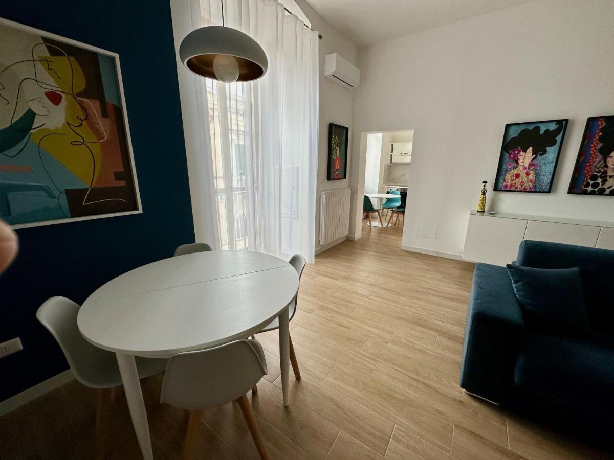 Nouvelle Vag - Apartment & Room Trani Exterior photo